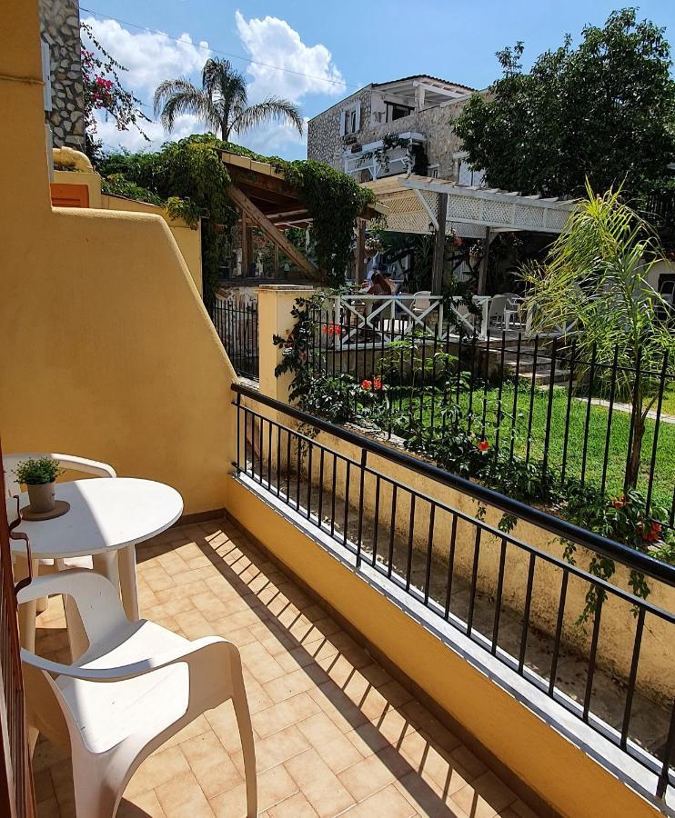 أخارافي Nicoll Apartments المظهر الخارجي الصورة